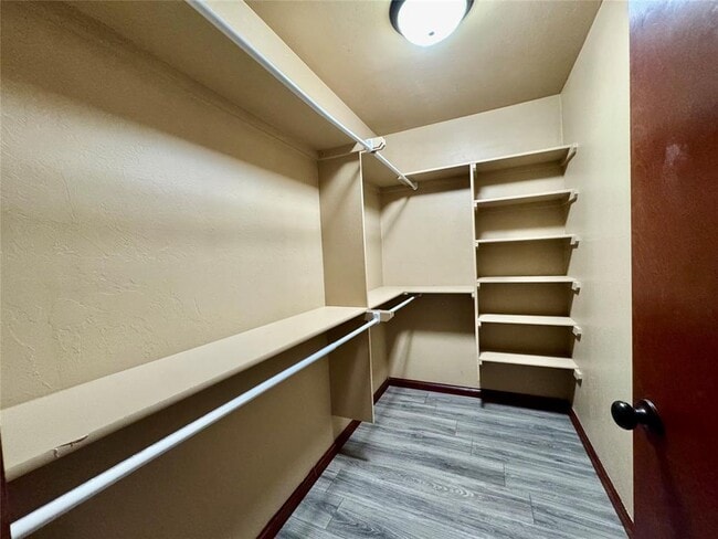 Building Photo - 1605 Lawter Rd