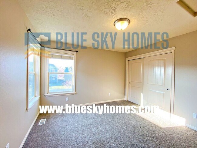 Building Photo - 3417 S Murlo Way