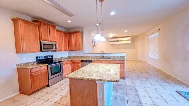 Building Photo - 6906 Big Bend Ln