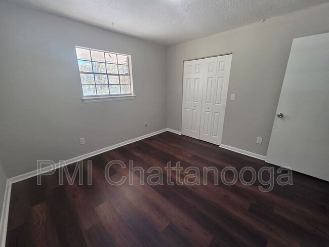 Building Photo - 645 Bandy Ln