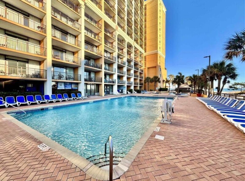 Building Photo - 6900 N Ocean Blvd
