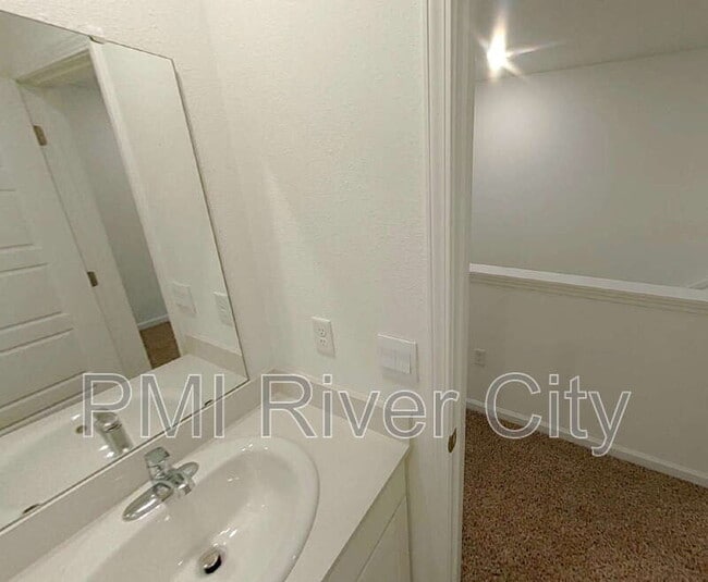 Building Photo - 12741 Geronimo Pl