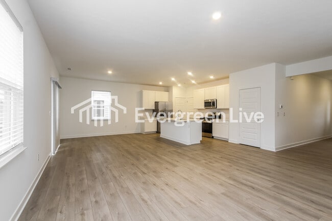 Building Photo - 842 Penrose Pl