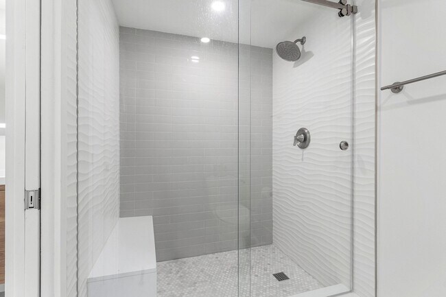 Building Photo - 4748 S Ocean Blvd