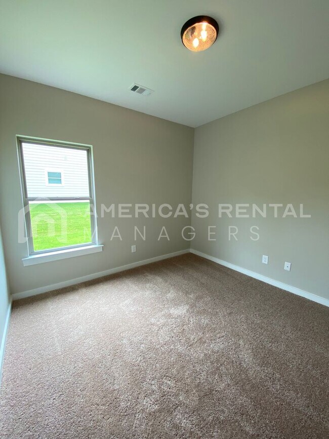 Building Photo - Home for Rent in Tuscaloosa, AL!!! - AVAILABLE NOW!!