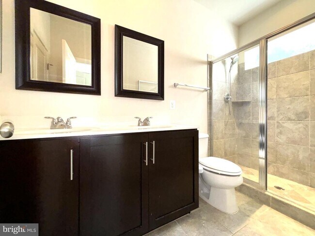 Building Photo - 22410 Glenbow Way