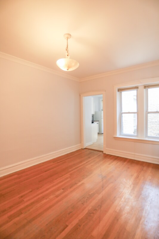 Building Photo - 4705 N Artesian Ave