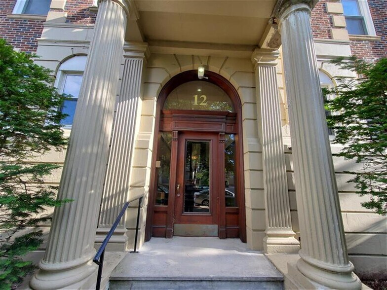 Building Photo - 11 Wendell St