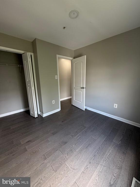 Building Photo - 9903 Cranapple Ct