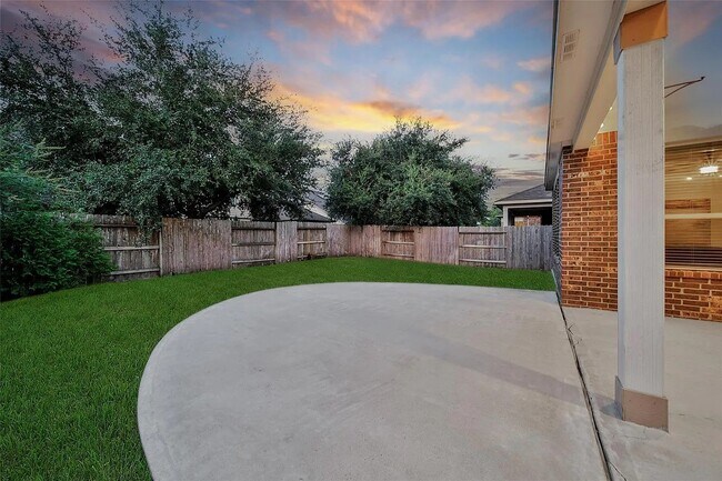 Building Photo - 28723 Baughman Ridge Dr