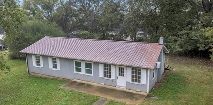 Building Photo - 144 Burch Ave