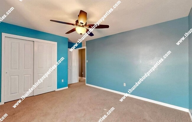 Building Photo - 5 bedroom home in Los Milagros