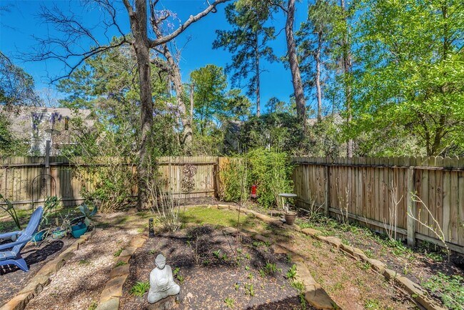 Building Photo - 116 W White Willow Cir