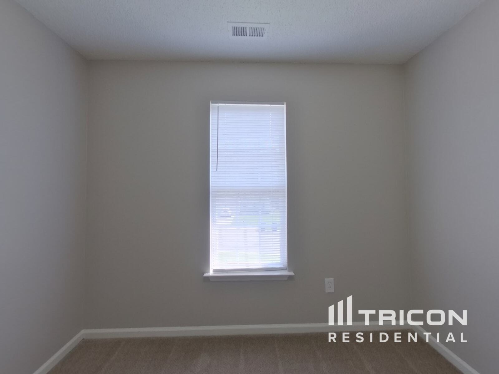 Building Photo - 2404 Ivy Run Dr