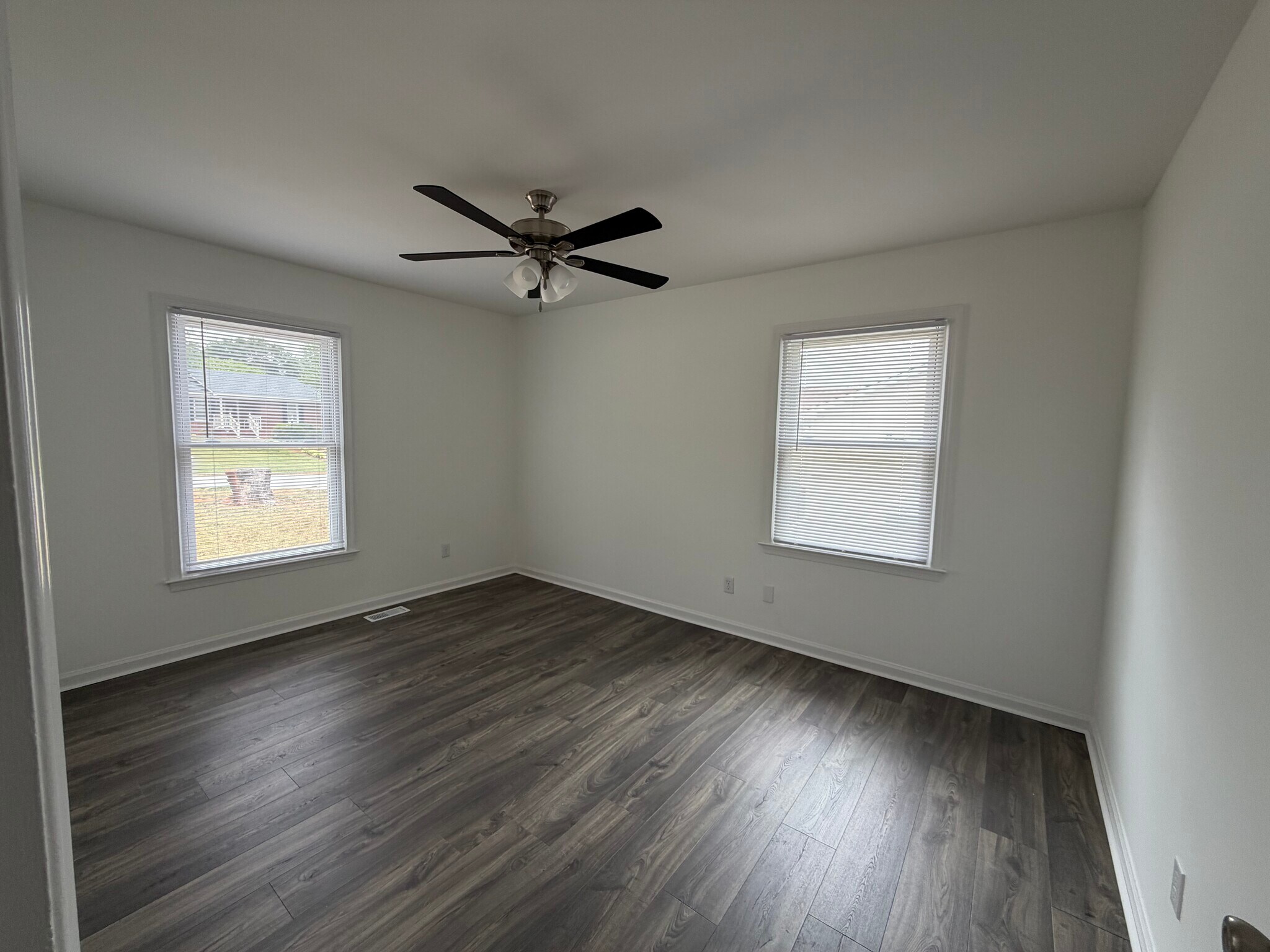 Building Photo - 5701 Wildberry Dr