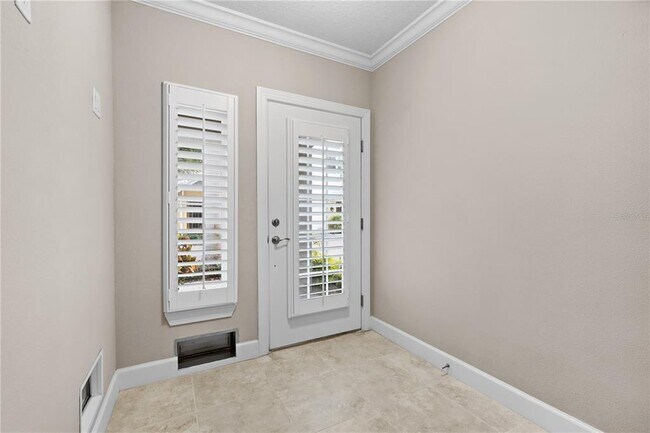 Building Photo - 3167 Moorings Dr S