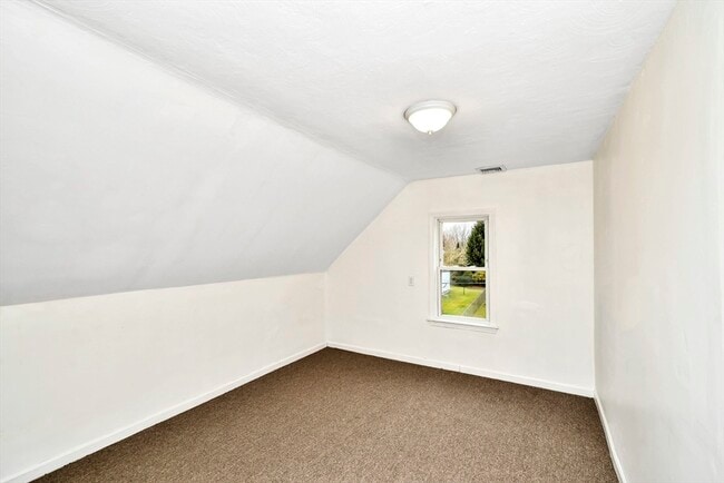 Building Photo - 37 Wilbur St