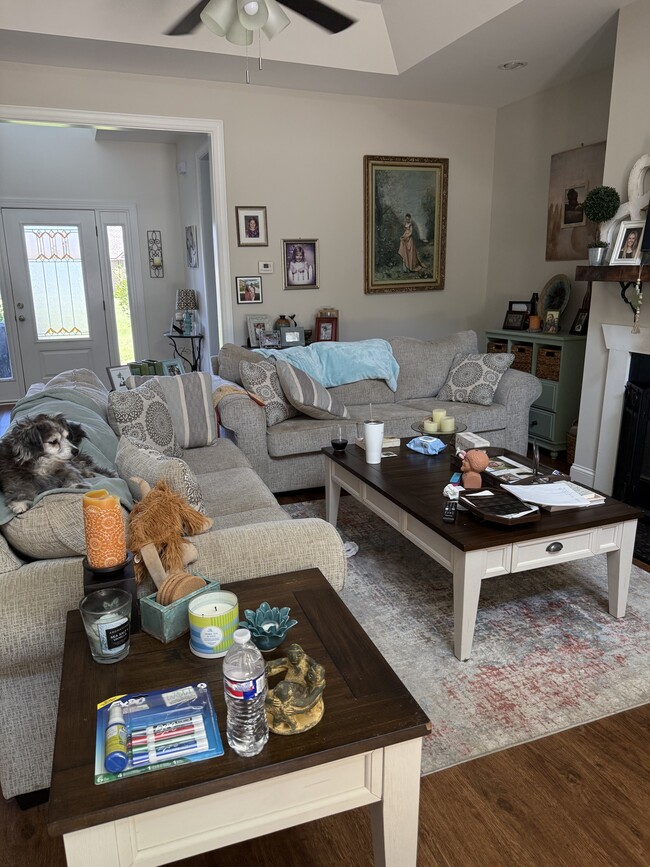 Building Photo - 385 Trinity Pond Road