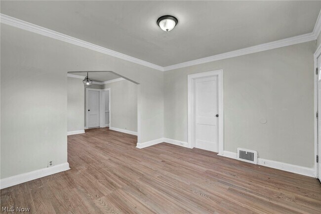 Building Photo - 4306 Buechner Ave