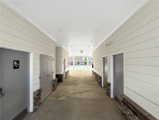 Building Photo - 1434 Creekside Cir NW