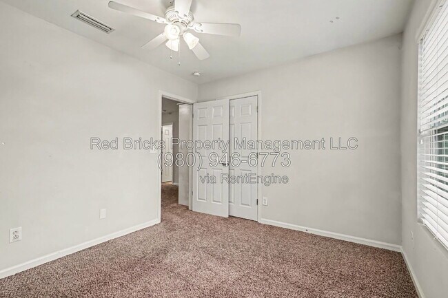 Building Photo - 4613 Tradd Cir