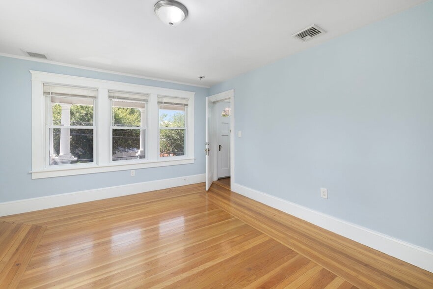 Building Photo - 61-63 Jastram St