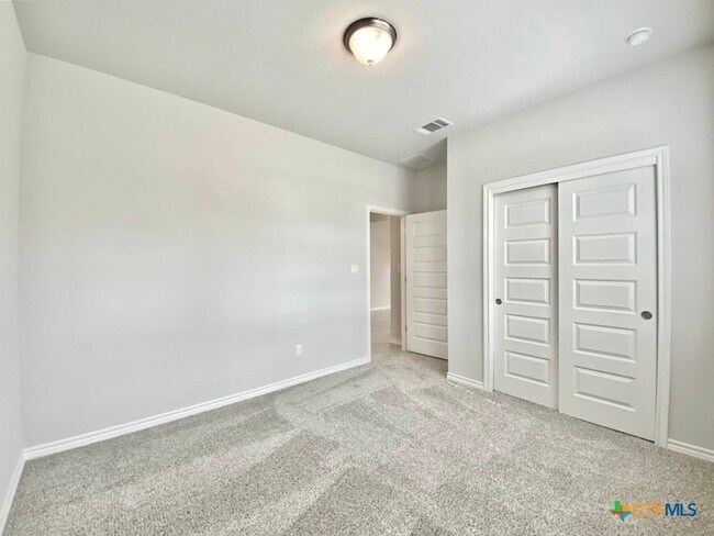 Building Photo - 2148 Pecan Island Dr