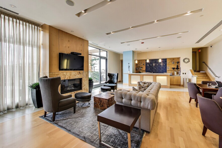 Building Photo - 475 K St NW