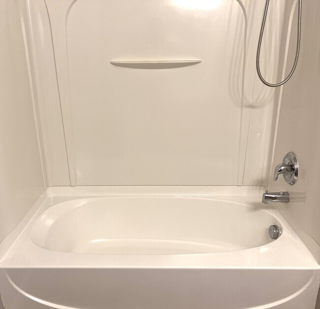 Building Photo - 44725 Ellery Ln