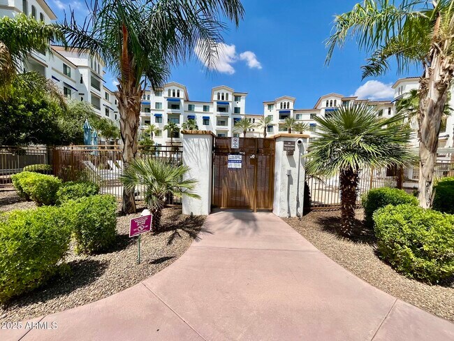 Building Photo - 2511 W Queen Creek Rd