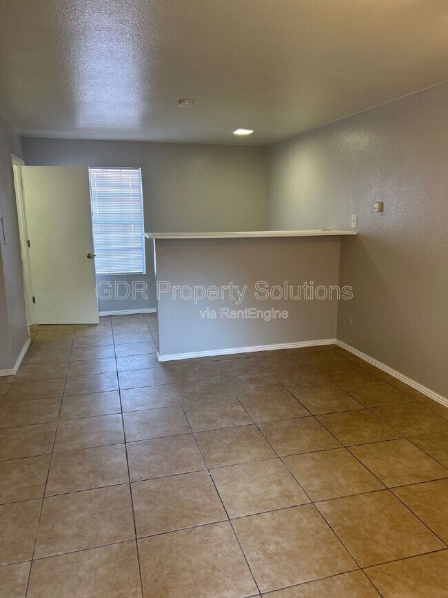 Building Photo - 401 14th St NW