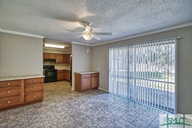 Building Photo - 11105 Largo Dr