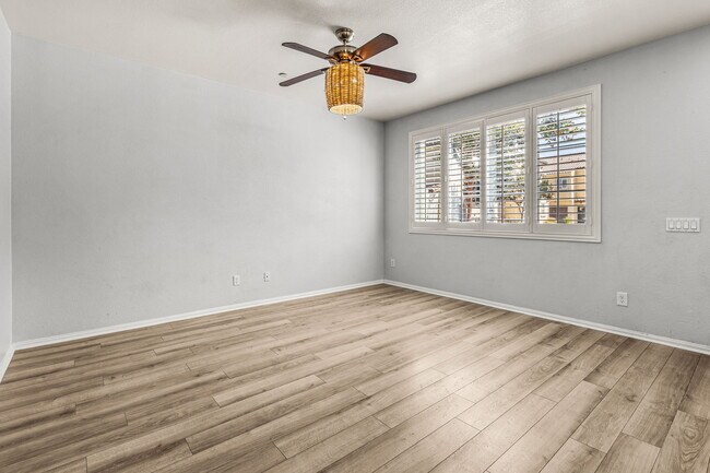 Building Photo - 1636 Avenida Aviare