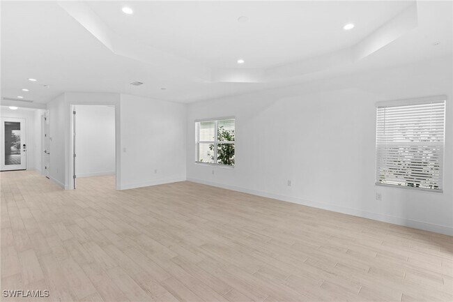 Building Photo - 4580 Skysail Dr