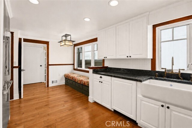 Building Photo - 624 Poppy Ave