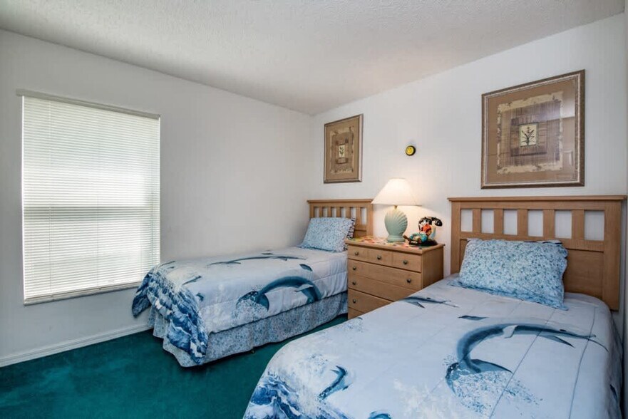 Building Photo - 359 Langham Dr
