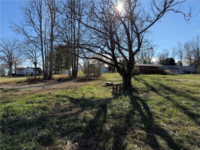 Building Photo - 3915 Dahlonega Hwy