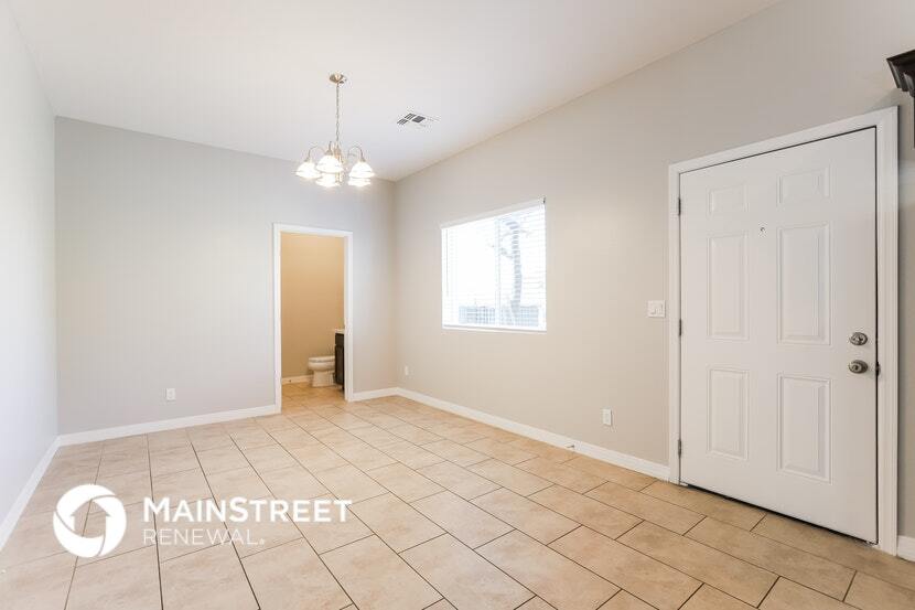 Building Photo - 2000 N 36th St