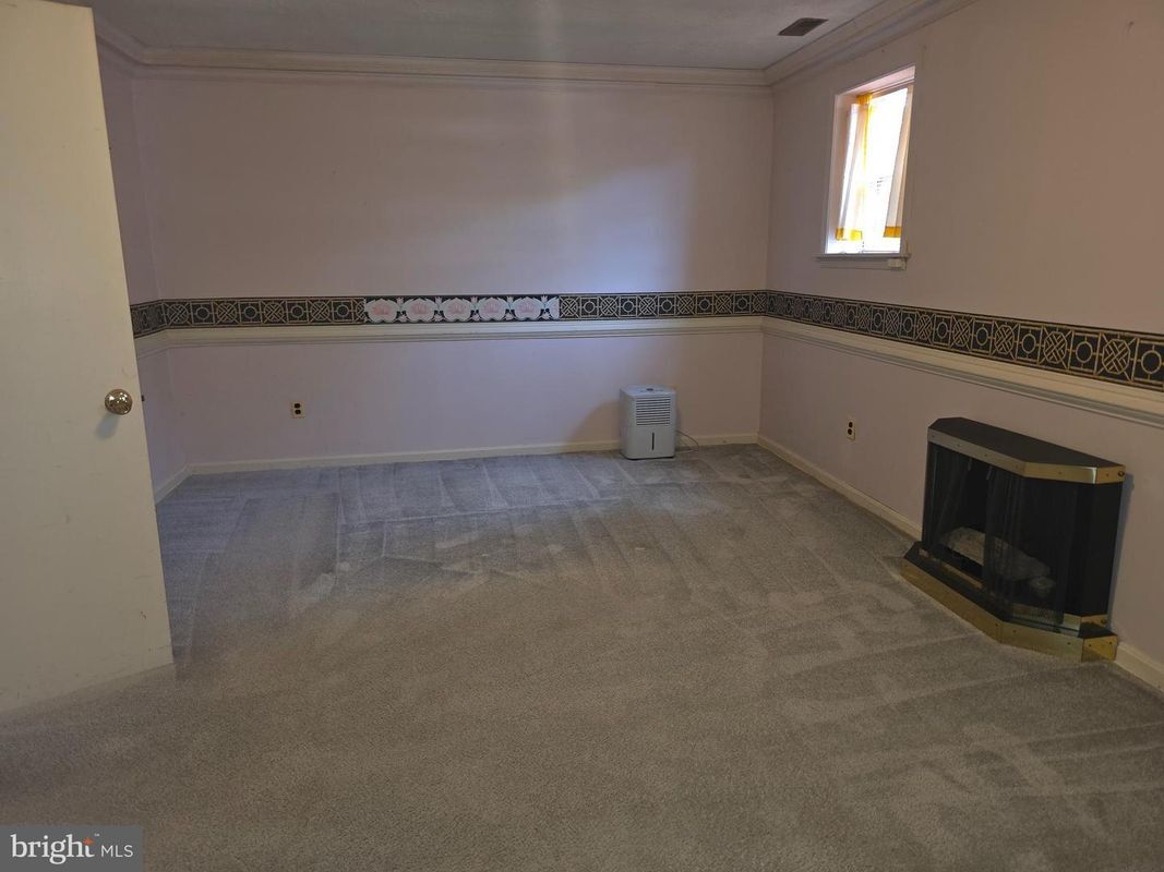 Building Photo - 3301 Heidi Ln
