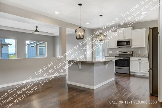 Building Photo - 6544 John Muir Trl