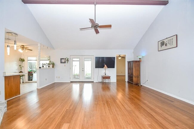 Building Photo - 11902 S Fairhollow Ln