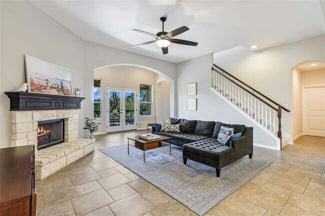 Building Photo - 696 Ledge Stone Dr