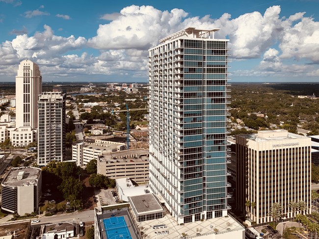 Building Photo - The VUE at Lake Eola