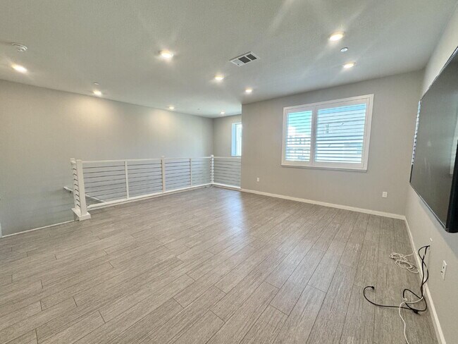 Building Photo - 202 Agustin Narvaez St