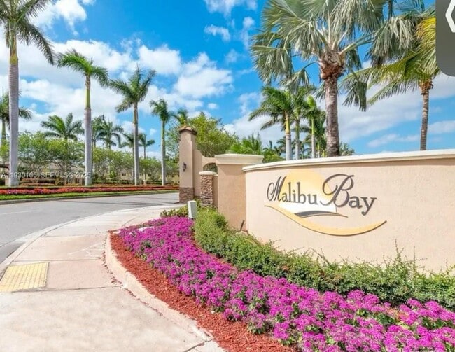 Building Photo - 1398 NE 33rd Ave