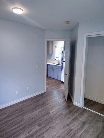 Building Photo - 3530 Las Tunas Pl