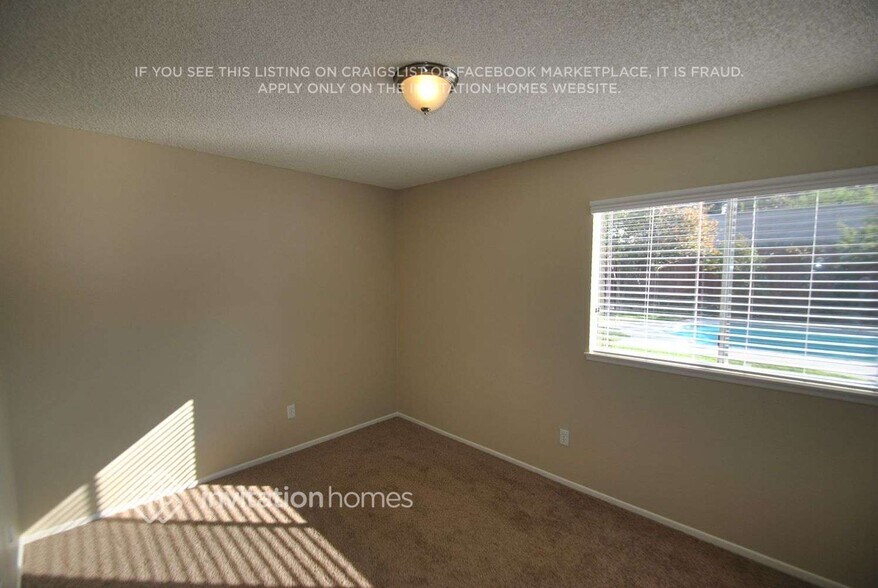 Building Photo - 3065 Hoya Pl