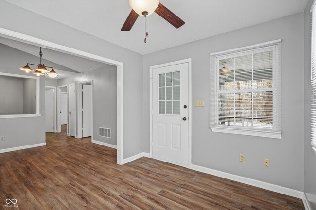 Building Photo - 6643 S New Jersey St