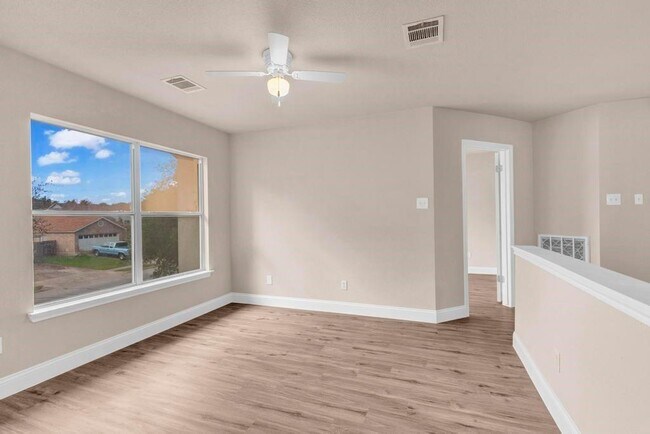 Building Photo - 2406 Glen Field Dr