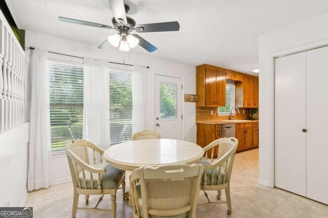 Building Photo - 355 Cross Creek Pl